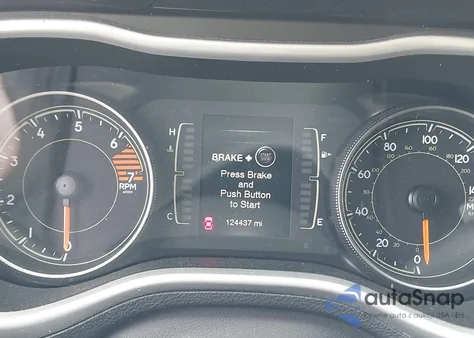 2018 Jeep Cherokee Latitude Plus 4X4 z USA, uszkodzony, nr VIN 1C4PJMLB8JD502555